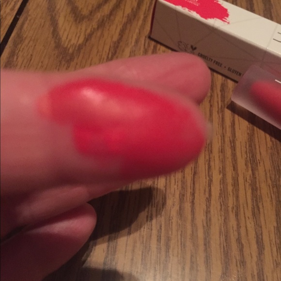 NWT makeup bundle - Picture 6 of 6